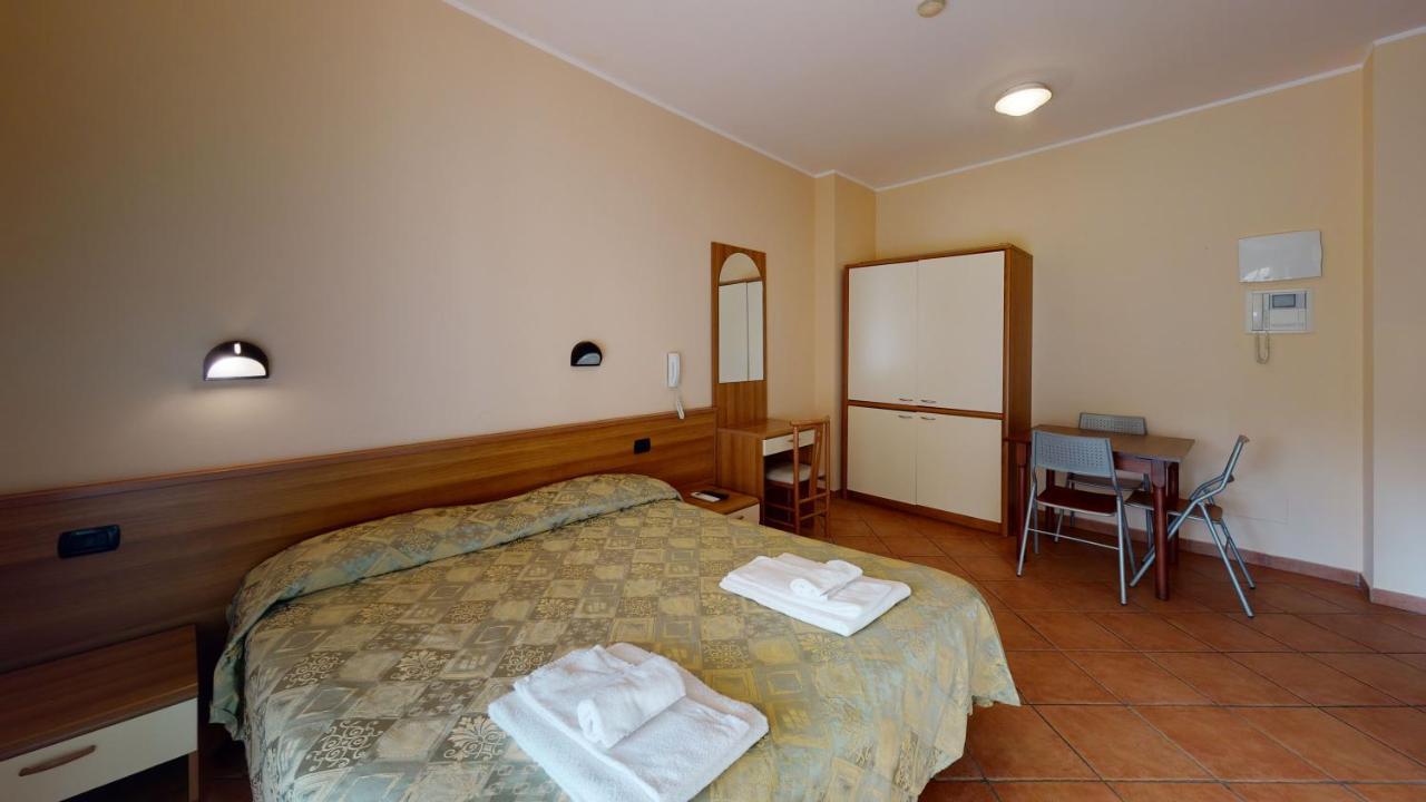 Hotel Residence Mirafiori 로아노 외부 사진