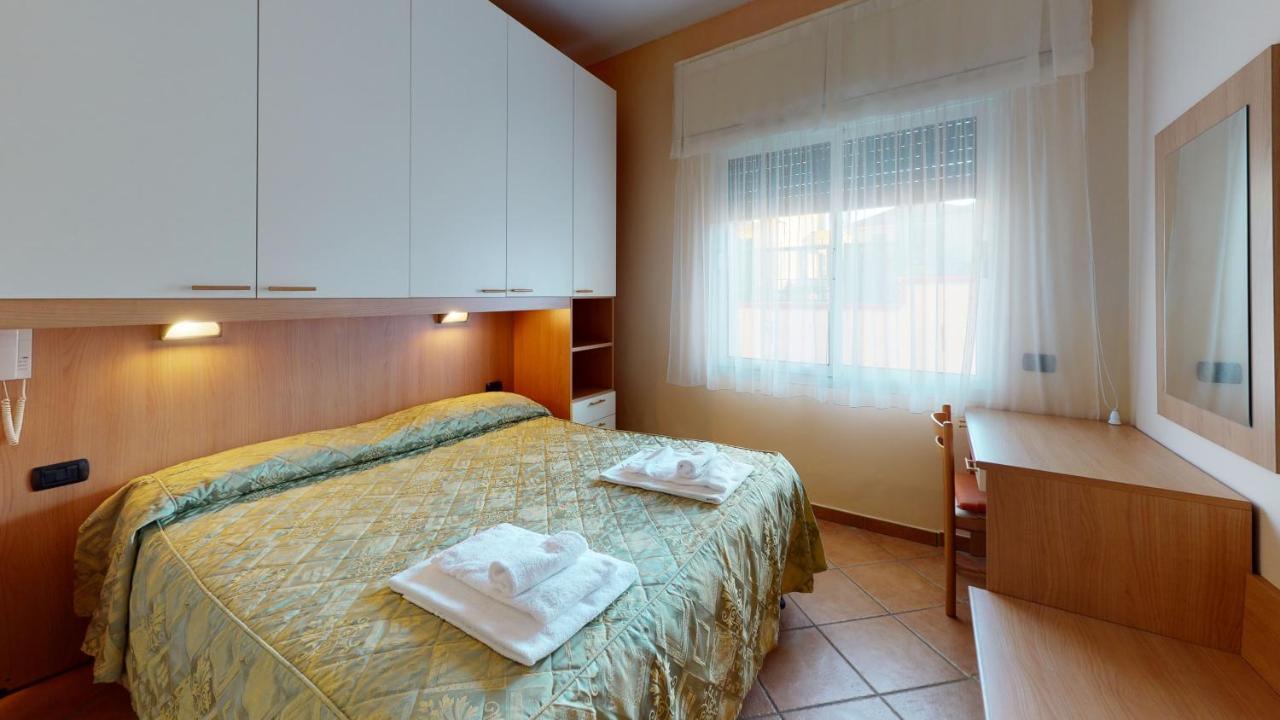 Hotel Residence Mirafiori 로아노 외부 사진
