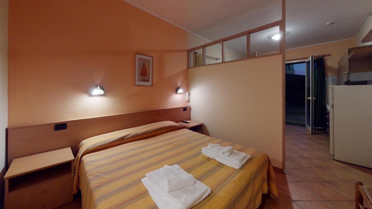 Hotel Residence Mirafiori 로아노 외부 사진