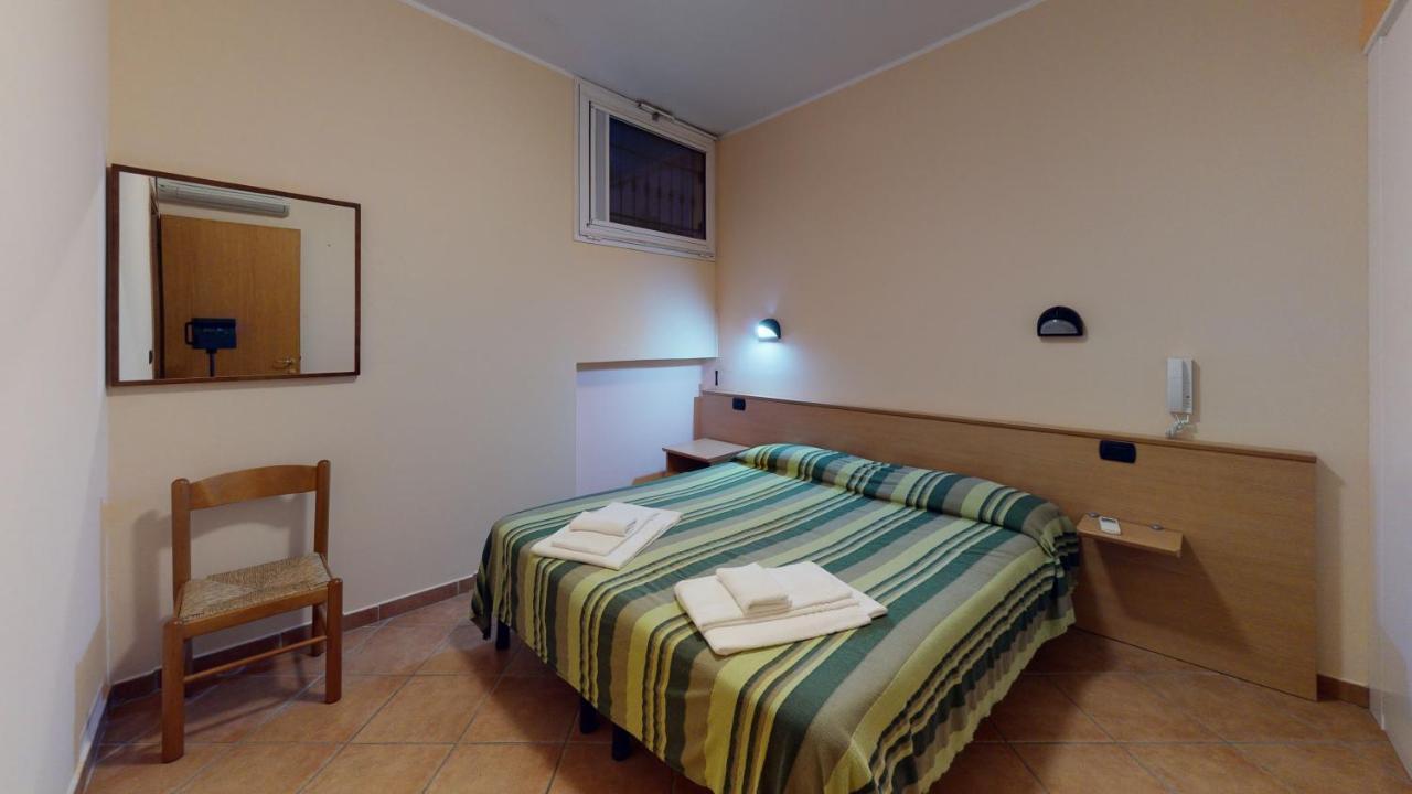 Hotel Residence Mirafiori 로아노 외부 사진