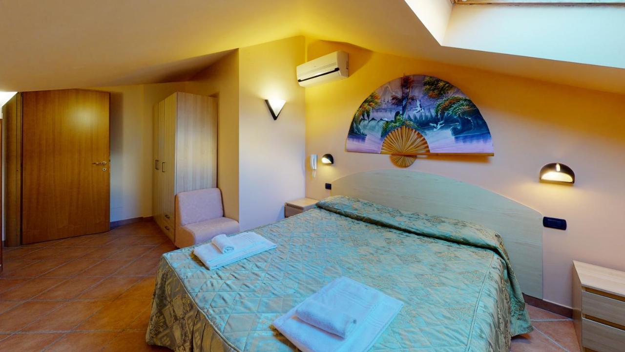 Hotel Residence Mirafiori 로아노 외부 사진
